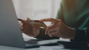 Traditional vs. End-to-end P2P: Spot the difference